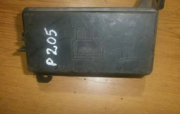 Peugeot 205 Fuse box set