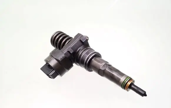 Volkswagen Sharan Fuel injector 038130073AC 0414720029