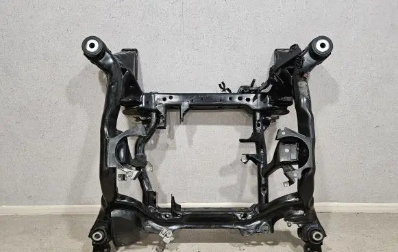 Mercedes-Benz GLE (W166 - C292) Front subframe A1663302000