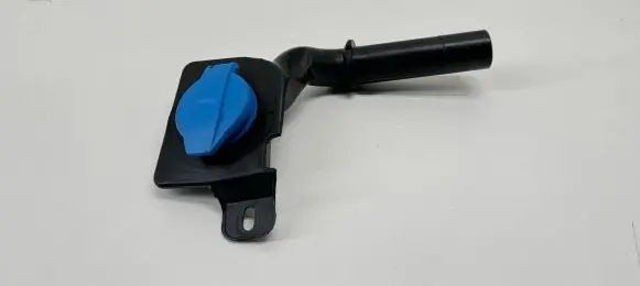 Porsche Cayenne (9Y0 9Y3) Window washer liquid tank fill tube 4M0955463
