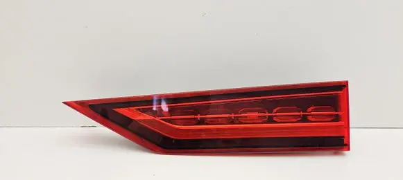 Volvo V60 Tailgate rear/tail lights 32228905