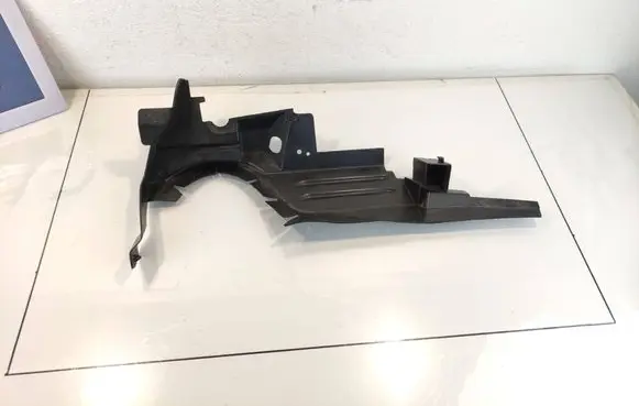 Ford Grand C-MAX Intercooler air channel guide AM518310BCAR20G