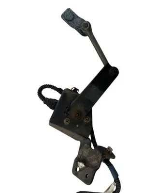 Mitsubishi Lancer Evolution X Headlight/headlamp level sensor 8B2021