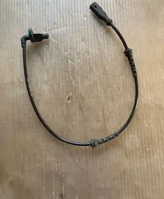 Dacia Duster ABS rear brake sensor 479505873R
