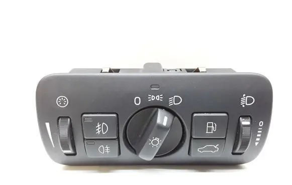 Volvo V70 Light switch 30739415
