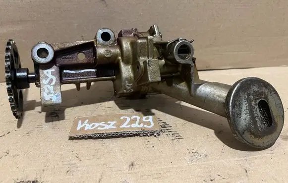 Renault Scenic I Oil pump 77006002526