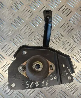 Peugeot 307 Gearbox mounting bracket 9658252780 2206 02206