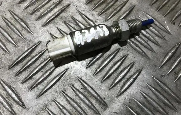 Honda CR-V Brake pedal sensor switch