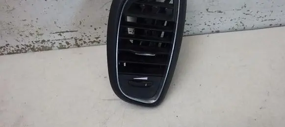 Renault Scenic IV - Grand scenic IV Dashboard side air vent grill/cover trim 687612210R