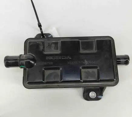 Active carbon filter fuel vapour canister