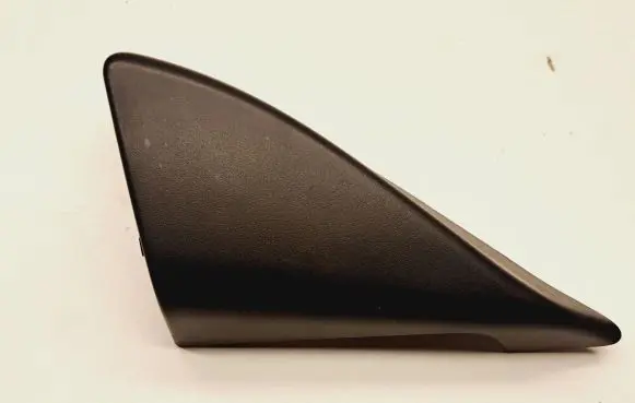 Volvo V50 Plastic wing mirror trim cover 8679176