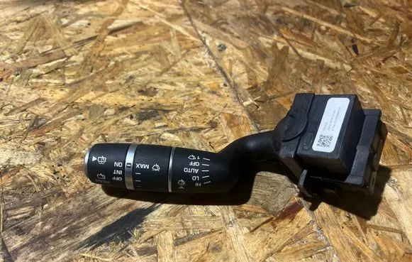 Land Rover Range Rover Velar Wiper control stalk J8A23F973AA