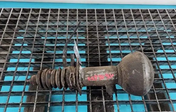 Rear shock absorber/damper
