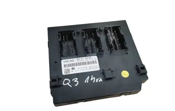 Audi Q3 8U Comfort/convenience module 8X0907063AB 5DK00965883
