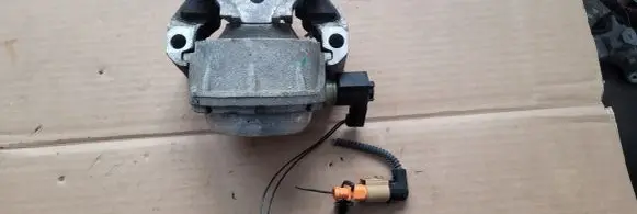Audi A6 S6 C7 4G Engine mount bracket