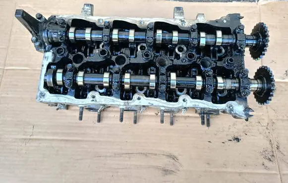 KIA Sportage Engine head 221112A200