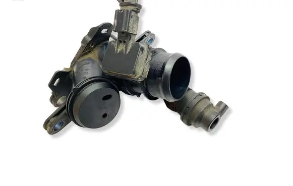 Peugeot 5008 Throttle valve V29007022