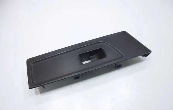 Volkswagen PASSAT B7 Front door window switch trim 3AB857858
