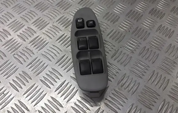 Nissan Almera Tino Front door window switch trim 80961-BU400