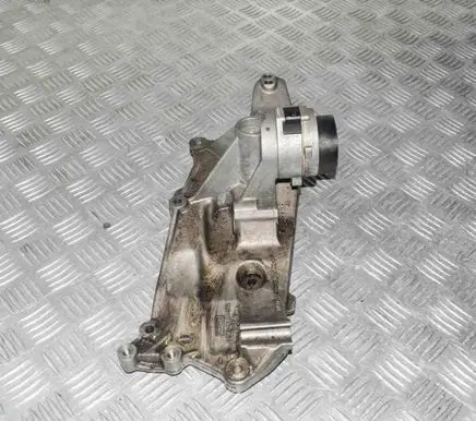 Ford Mondeo MK IV Generator/alternator bracket DS7Q8D611AH
