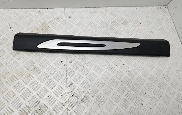 Citroen DS3 Front sill trim cover 9686604177OR