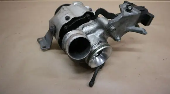 BMW 3 E90 E91 Turbo 4913505860