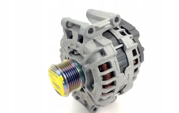 Volkswagen Jetta VI Generator/alternator 06J903023T