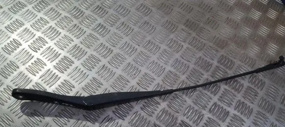 Opel Astra H Front wiper blade arm 13111221
