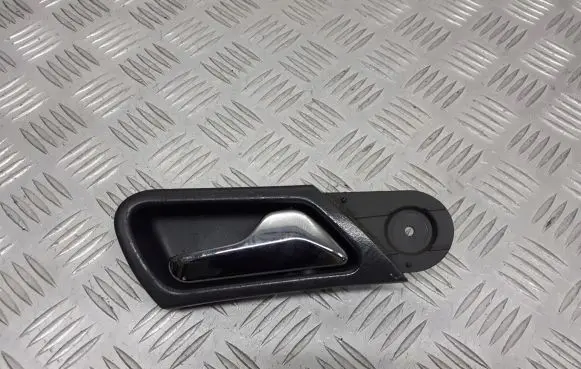 Mercedes-Benz C W203 Front door interior handle A3173010001
