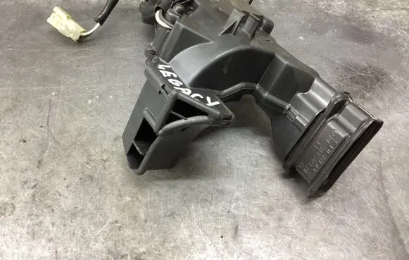 Subaru Legacy Air intake duct part 72512AJ020 PPTD15