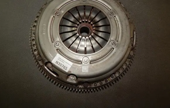 Skoda Fabia Mk3 (NJ) Clutch set kit 04C141025D