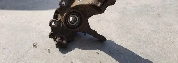 Ford C-MAX II Front wheel hub