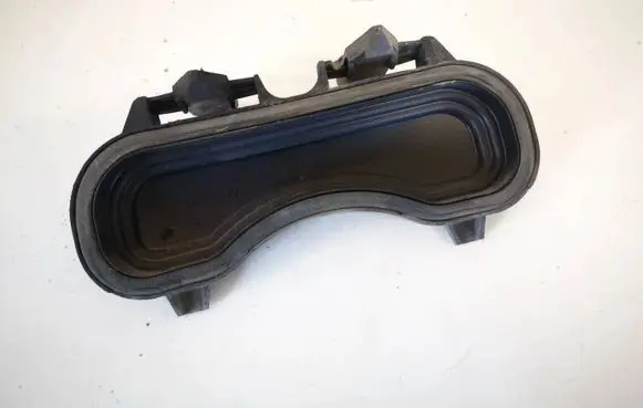 Renault Espace III Headlight/headlamp dust cover
