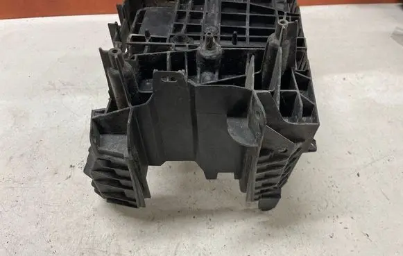 Peugeot 508 Battery box tray 9686469580