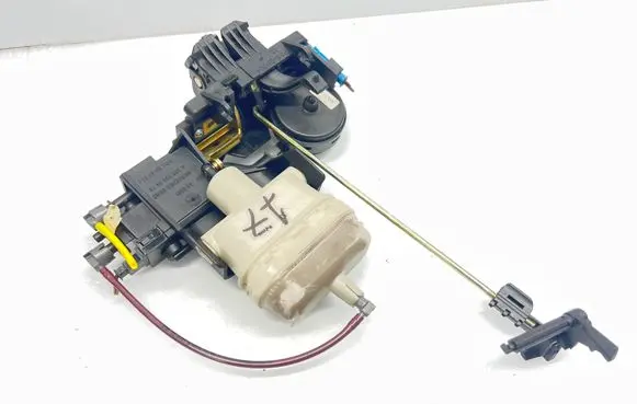 Mercedes-Benz S W220 Tailgate/trunk/boot lock/catch/latch A2208000478
