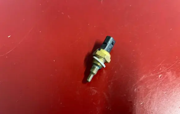 Coolant temperature sensor