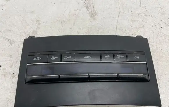 Mercedes-Benz E W212 Climate control unit A2129009409 A2128301285