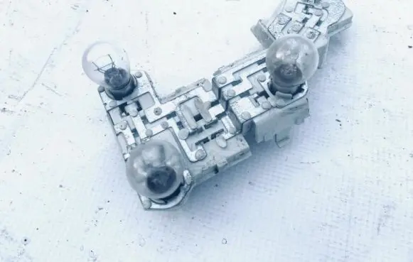 Volvo V50 Tail light bulb cover holder 281222
