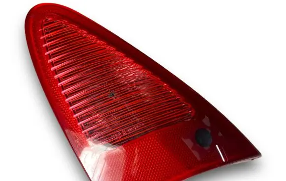 Alfa Romeo 147 Tailgate rear/tail lights 03321010