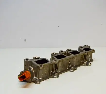 Volkswagen Golf VII Fuel main line pipe GK284AHB06J905051D