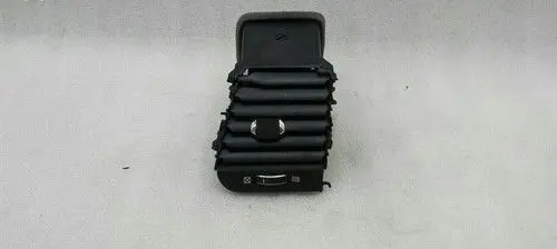 Jeep Cherokee KL Dash center air vent grill 1UE22DX9AB