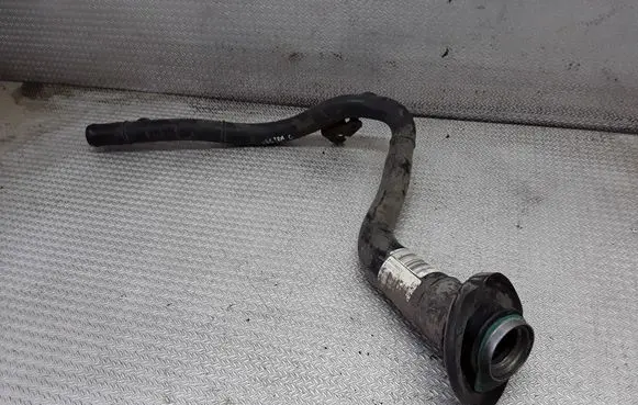Opel Vectra C Fuel tank filler neck pipe 