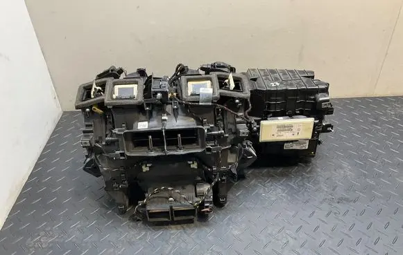 BMW 5 F10 F11 Interior heater climate box assembly 9202574 X5848005 0688533