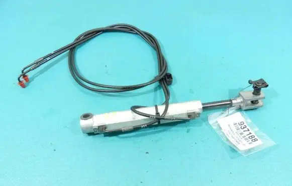 Mercedes-Benz SLK R172 Tailgate/trunk/boot lift motor 71472-004C IMPRK937188