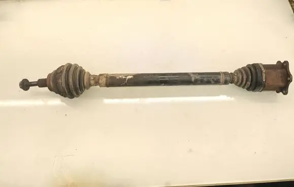 Volkswagen PASSAT CC Front driveshaft 