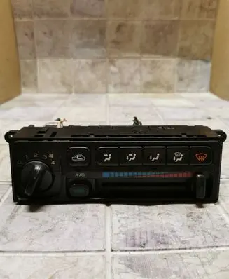 Subaru Legacy Climate control unit 8M08