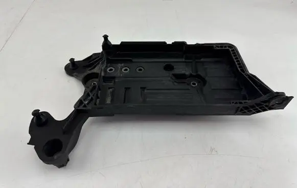Audi A3 S3 8V Battery tray 5Q0915321J