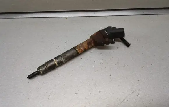 Mercedes-Benz A W168 Fuel injector A6680700987 0445110116