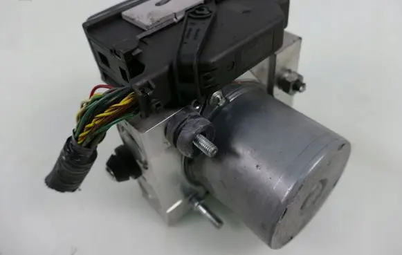 Land Rover Range Rover Sport L320 ABS Pump 7H422C405AE