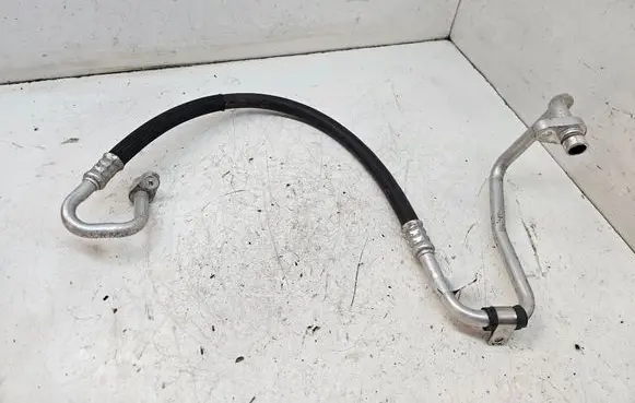 Renault Captur Air conditioning (A/C) pipe/hose 924909096